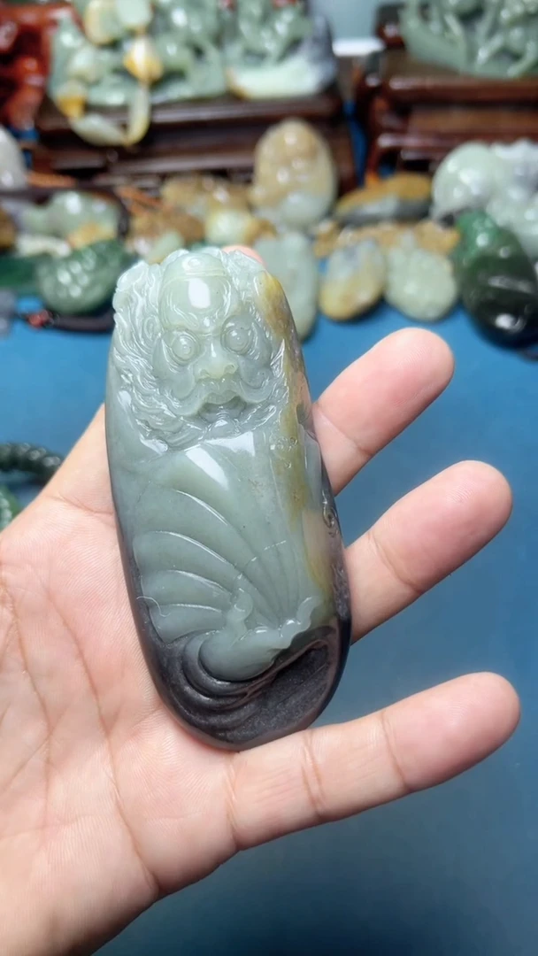 未镶嵌和田玉把件-