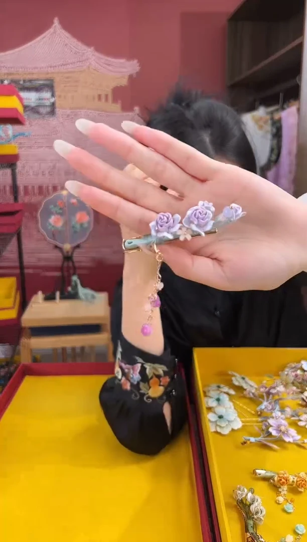 【闪购商品】刺绣非遗绒花（发饰）