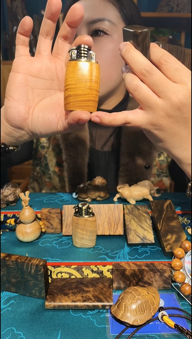 金丝楠《燊若坊》：正宗金丝楠木小叶桢楠26