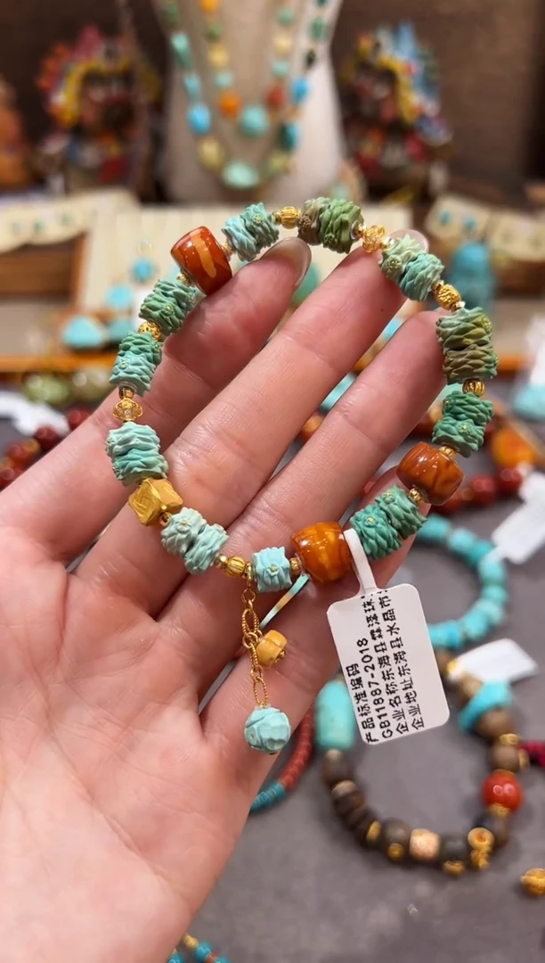 18K金镶嵌绿松石手链绿松石手链