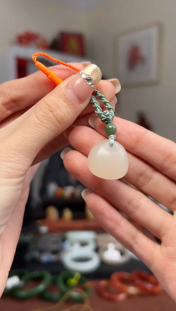 【闪购商品】和田玉颈饰未镶嵌藕粉