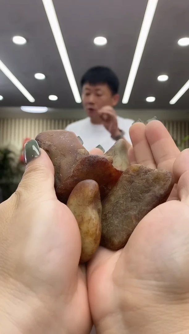 未镶嵌透闪石质玉把件多样式发货随机发一