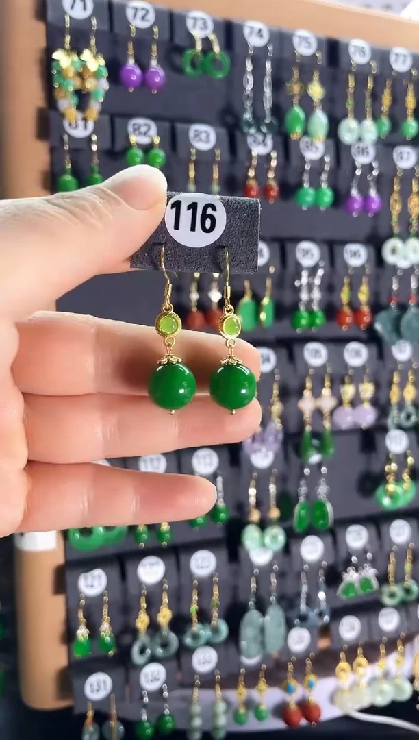 【闪购商品】翡翠耳饰银S925镶嵌116....