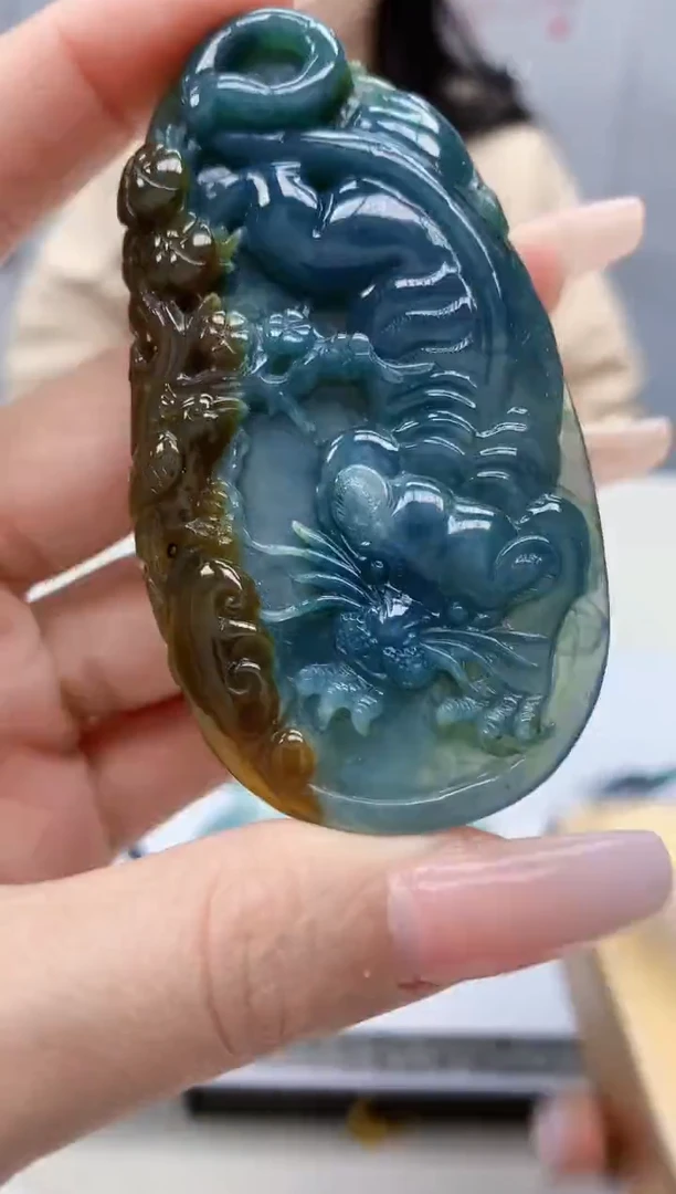 【闪购商品】定制翡翠未镶嵌0405lr-毛货挂件62