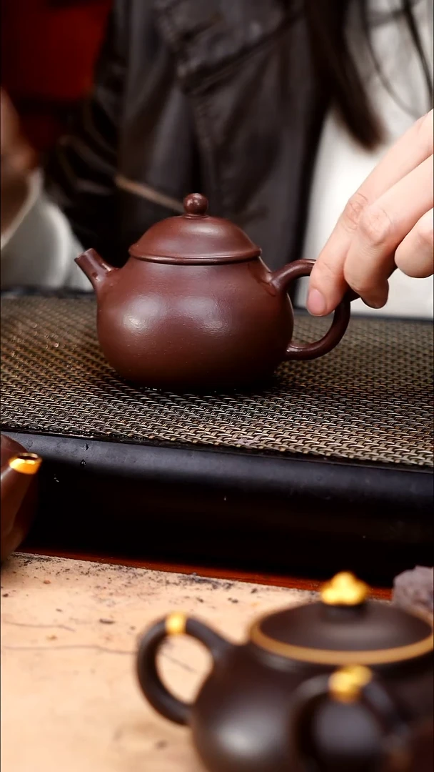 茶壶紫砂老料天青泥精工梨形150cc