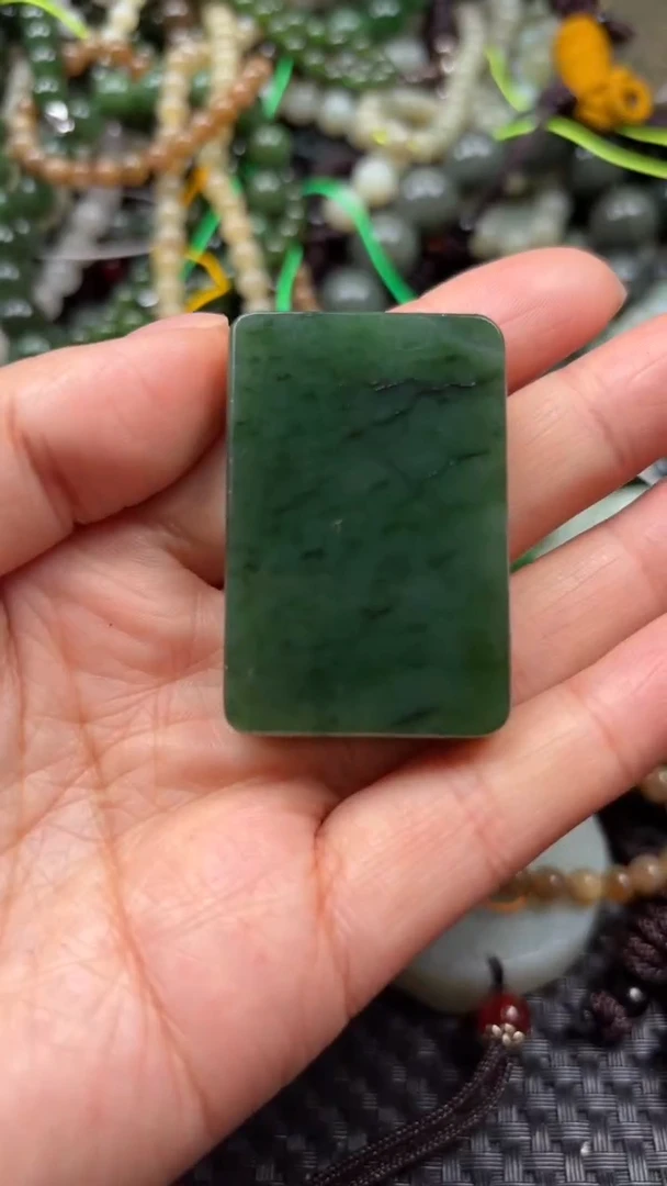 【闪购商品】和田玉颈饰未镶嵌.