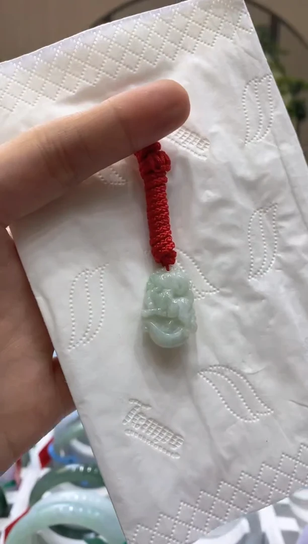 【闪购商品】翡翠颈饰未镶嵌00009208