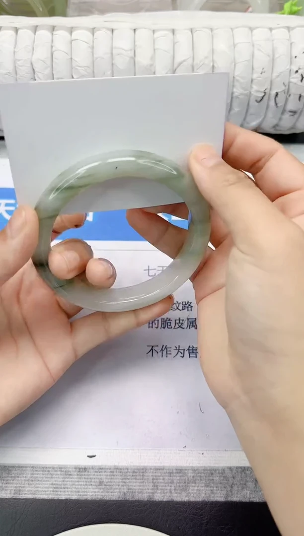 未镶嵌手镯石英质玉34/64.1