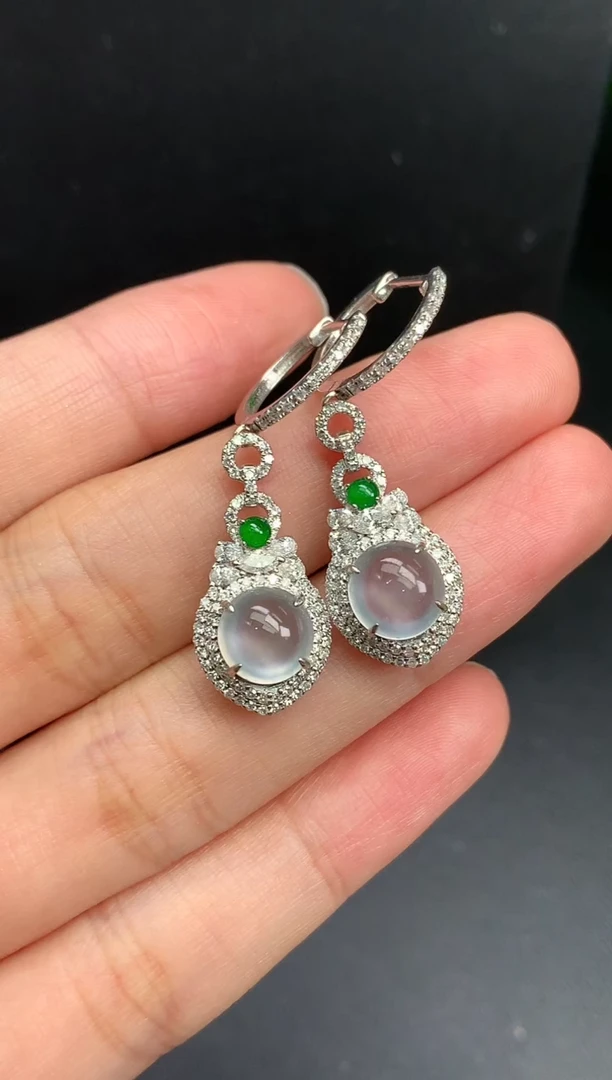 颈饰18K金镶嵌翡翠品***店耳包（定金）
