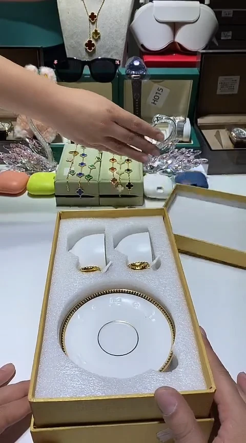 瓷片生活的本意就是开心@@1