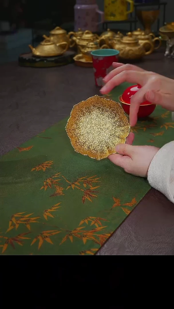 杯【宜景窑中国红鎏金系列】杯碟