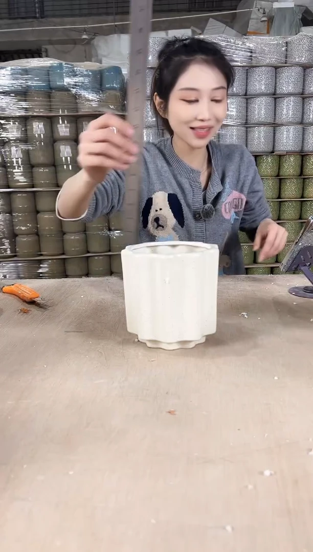 【闪购商品】陶瓷缩脚条纹白麻14x14