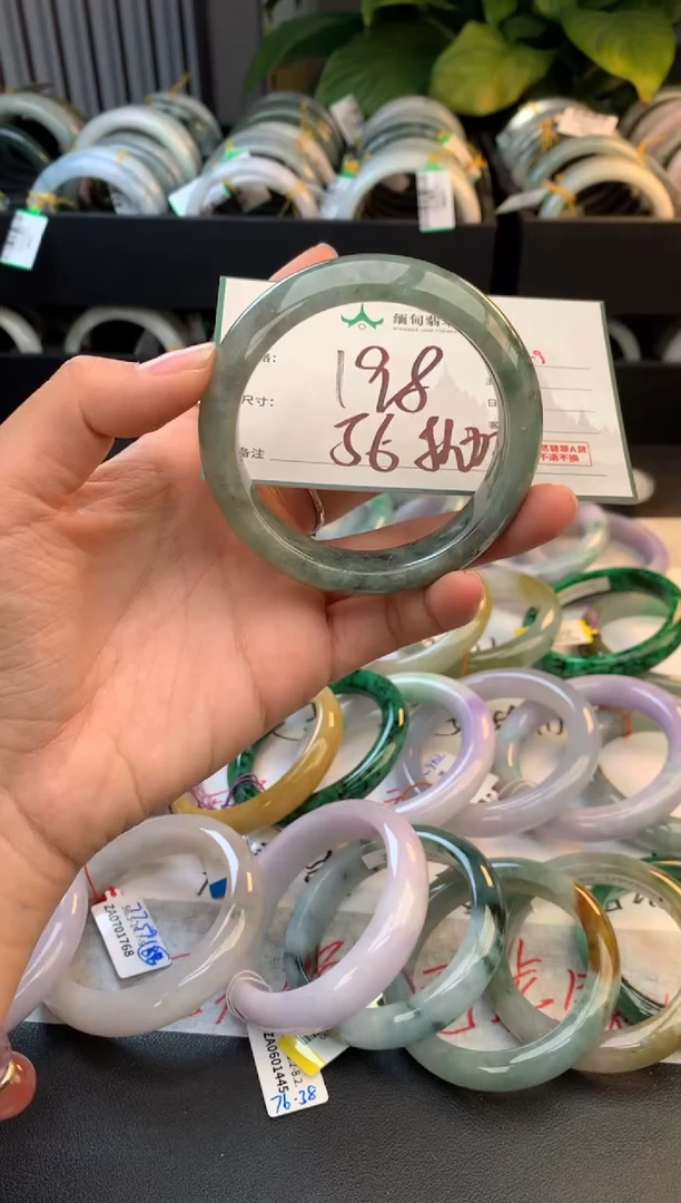 未镶嵌定制翡翠恋*阁毛货需精细抛光+多样性拍1发1