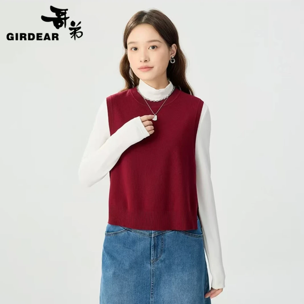 GIRDEAR/哥弟羊毛圆领高级感后开叉减龄百搭造型马甲1399701