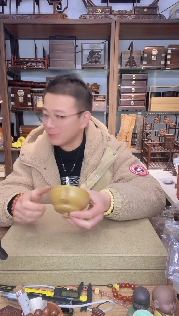 【闪购商品】乌木类书架208紫砂壶