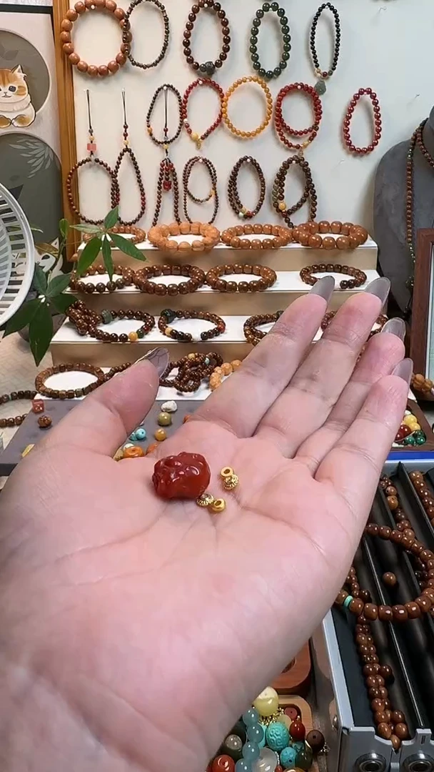 吊坠库克未镶嵌南红小貔貅