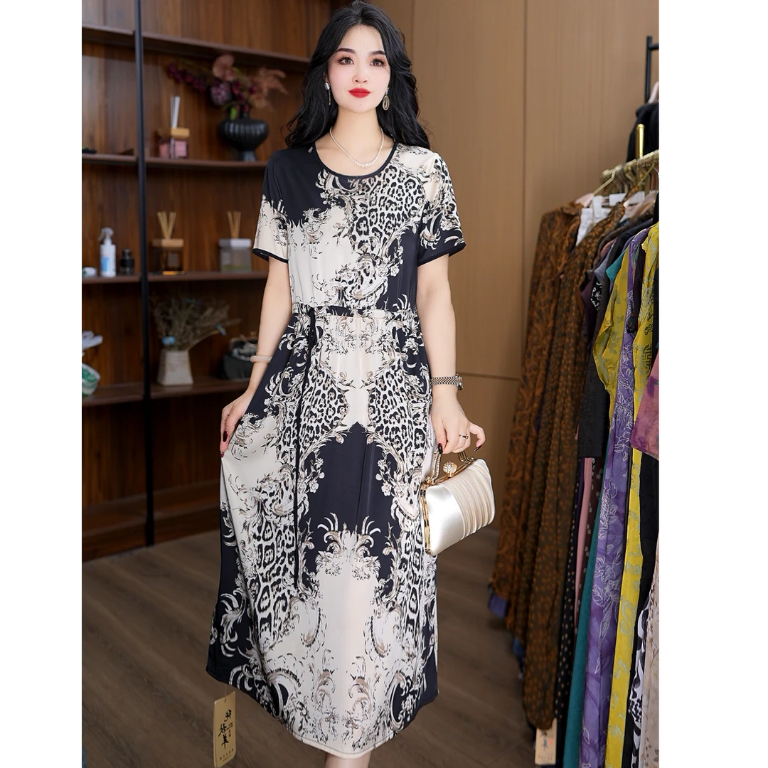 7813-10款时尚精致连衣裙