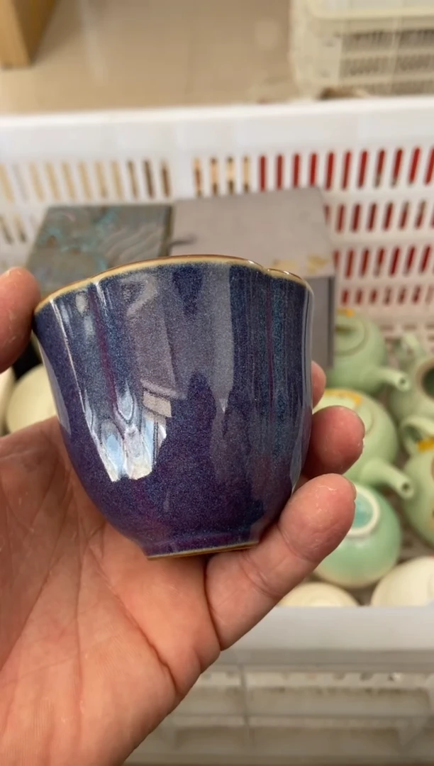 无运费险有瑕疵的摄影的产品有使用过的痕迹有点脏介意勿拍杯