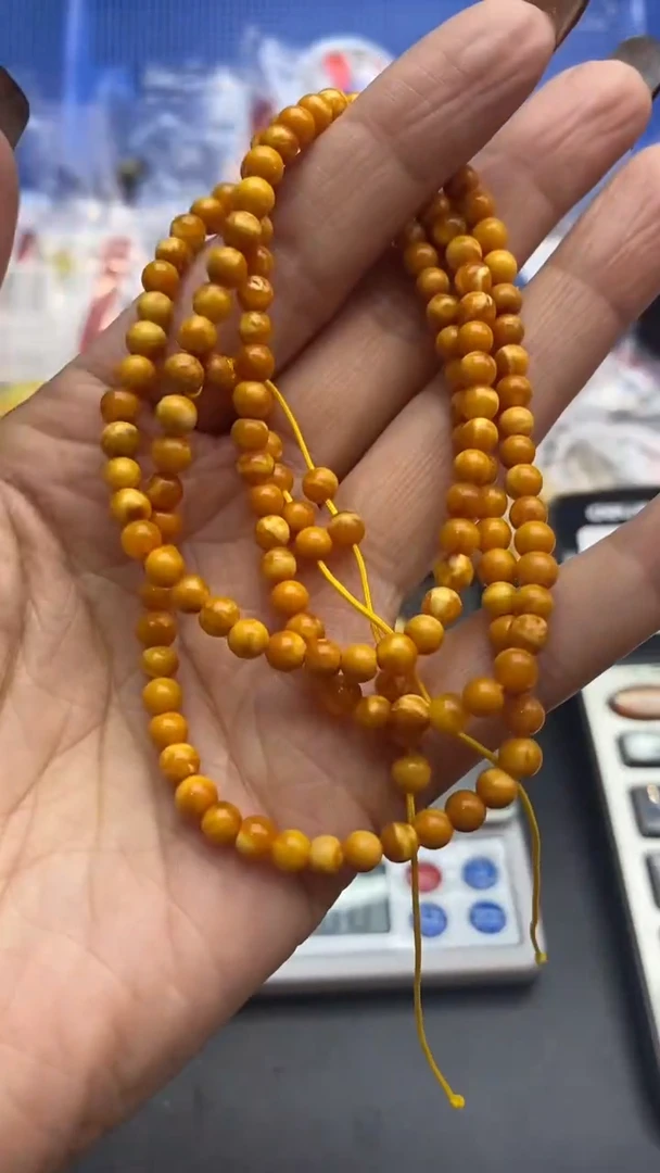 琥珀未镶嵌珠宝奇石1081