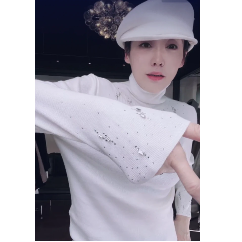 钉珠 白色长袖  CX0211