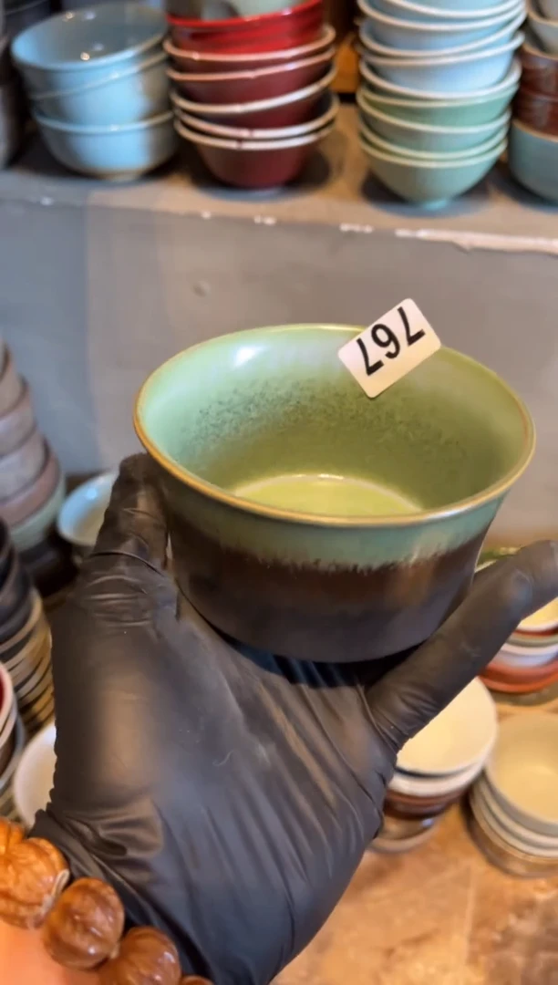 【闪购商品】瓷片767  远山釉竹节碗1个