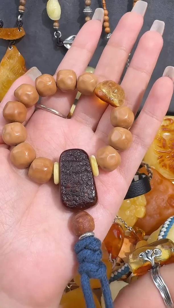 裸石琥珀未镶嵌琥珀