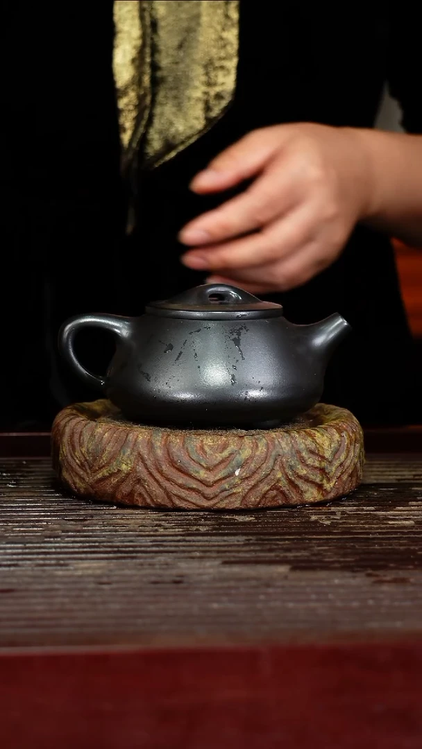 宜兴原矿紫砂壶茶壶宜兴原矿紫砂壶茶壶250C