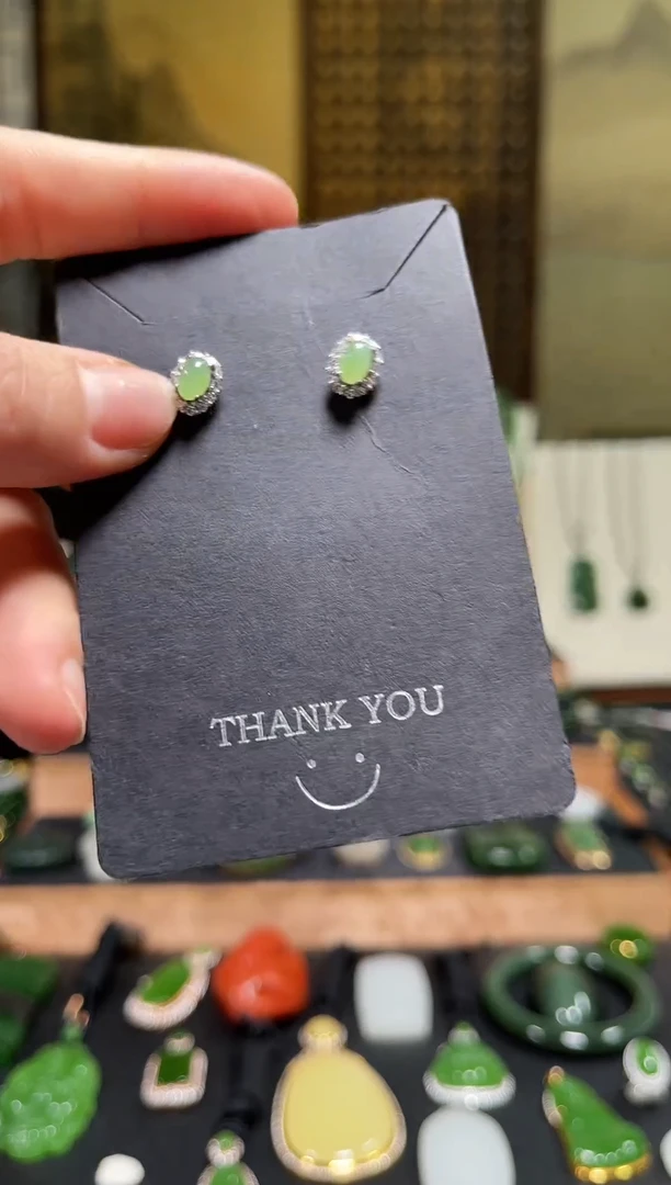 颈饰银S925镶嵌和田玉苹果绿耳钉小小款