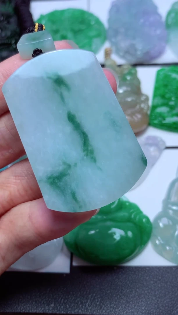翡翠未镶嵌颈饰天然翡翠