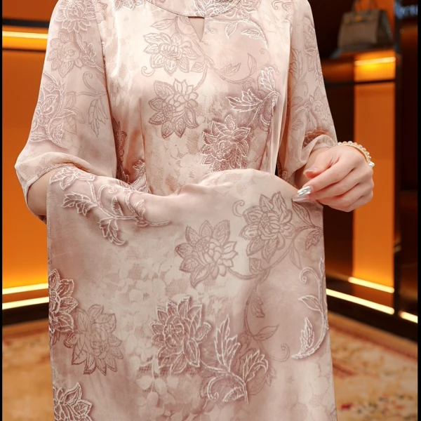 HW-【桃之夭夭】2025年新款连衣裙时尚减龄收腰系带显瘦连衣裙