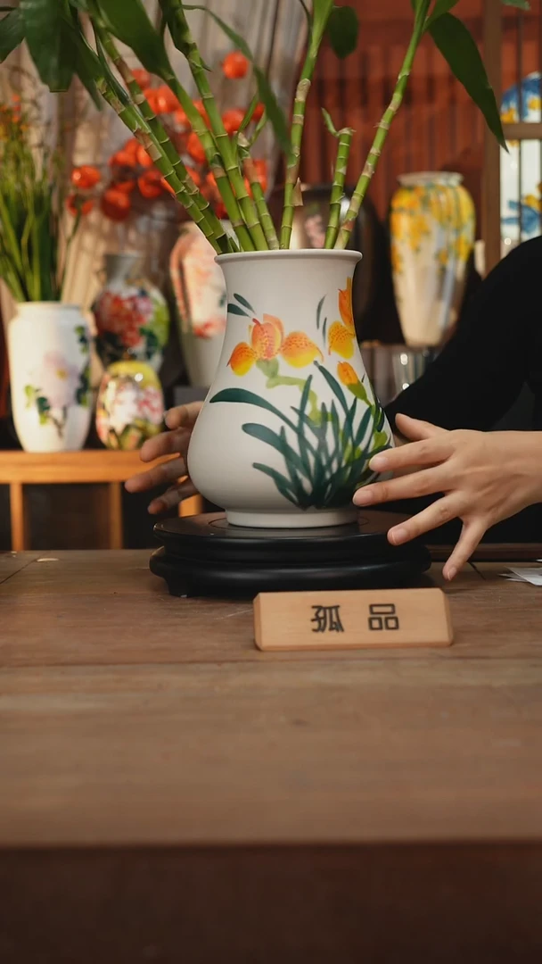 瓶景德镇设计师釉下手绘陶瓷花瓶