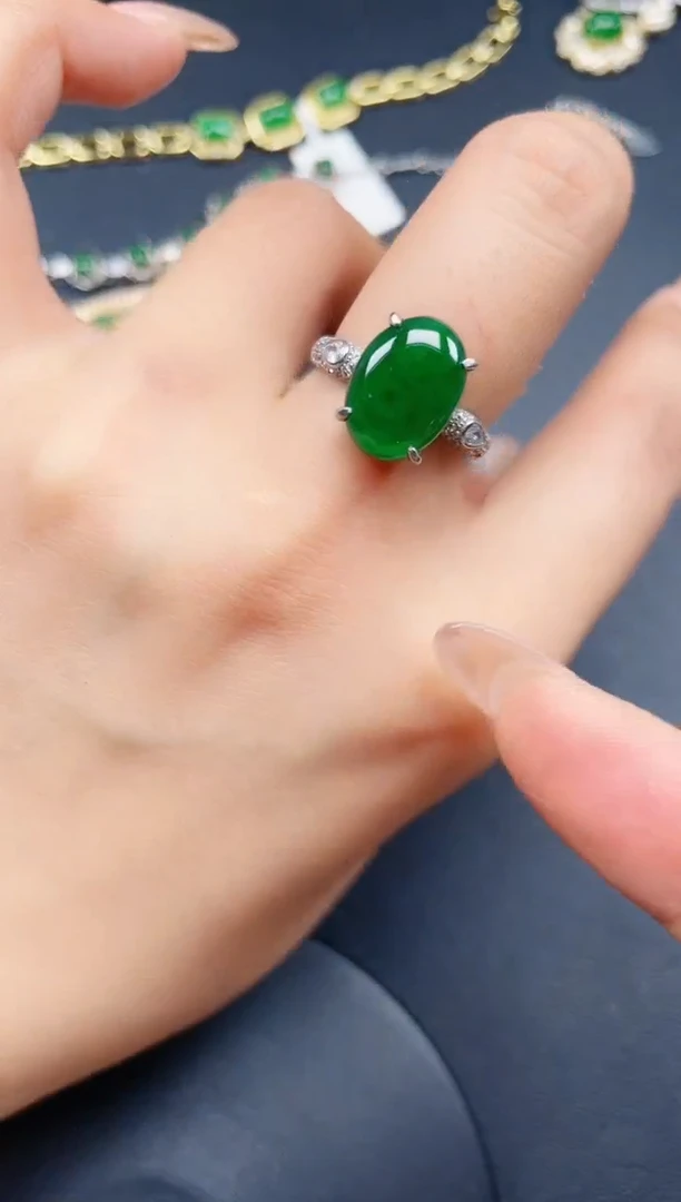 翡翠戒指银S925镶嵌423432