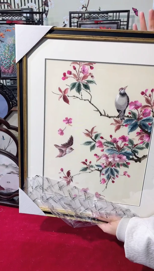 织绣精品苏绣手工刺绣，44cm*54cm成品挂画，27