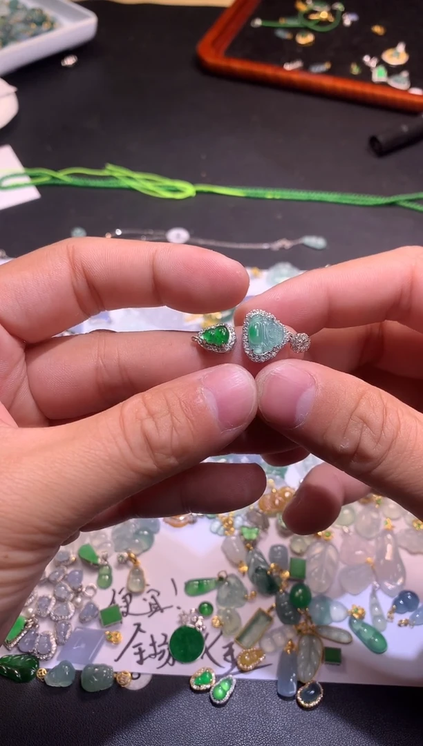 【闪购商品】翡翠吊坠(不含链)银S925镶嵌1