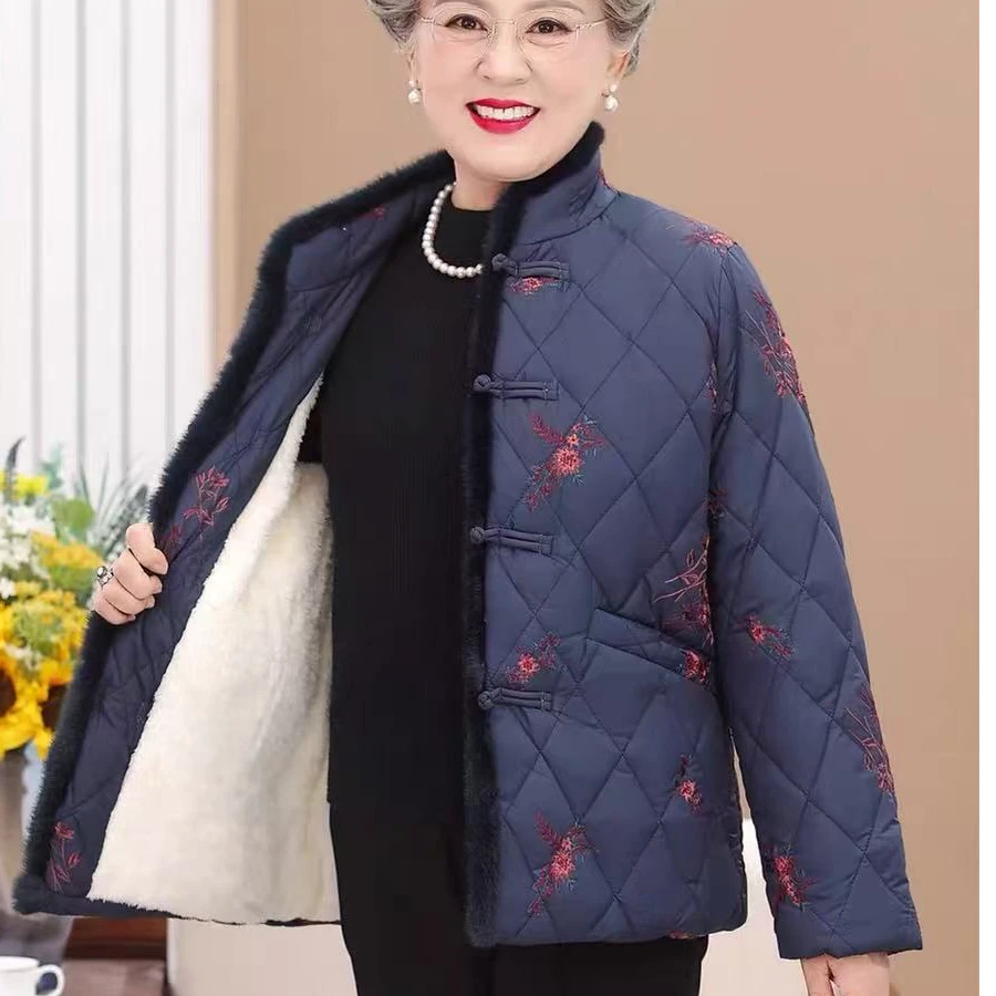 8217-春秋新款气质优雅盘扣加薄绒妈妈装外套女