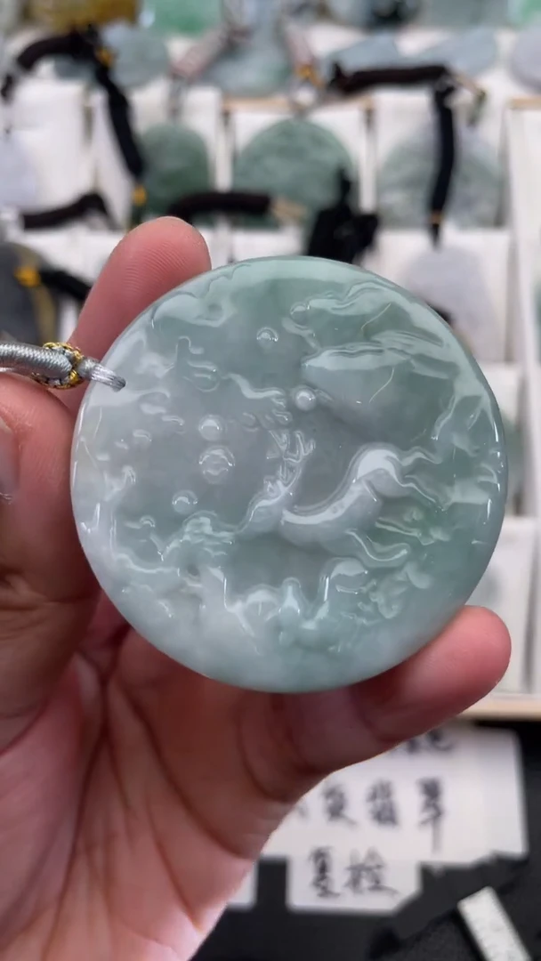 颈饰未镶嵌翡翠天然缅甸翡翠A货281