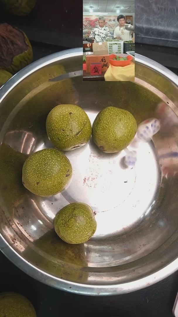 文玩核桃把件青皮白狮子4个（售出不退不换）