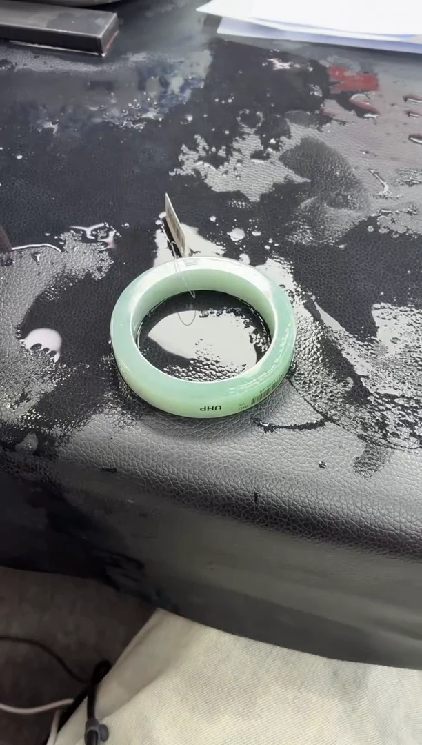 未镶嵌手镯定制翡翠?**乐DDJ