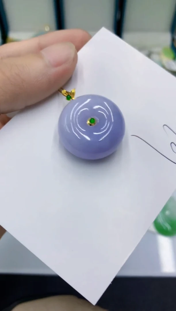 颈饰18K金镶嵌翡翠翡翠