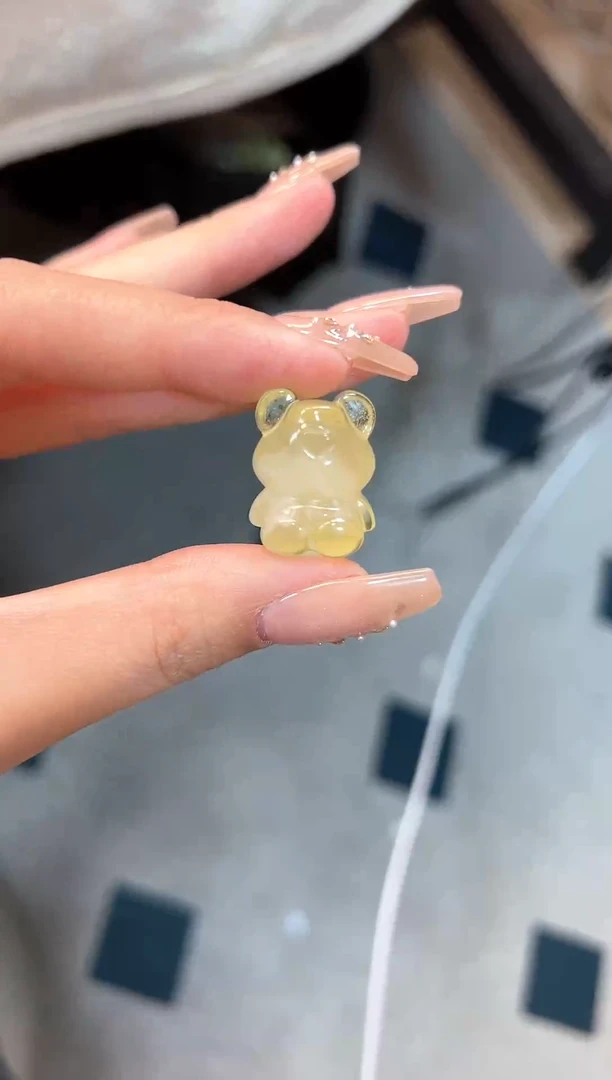 【闪购商品】琥珀珠宝奇石未镶嵌小熊裸石