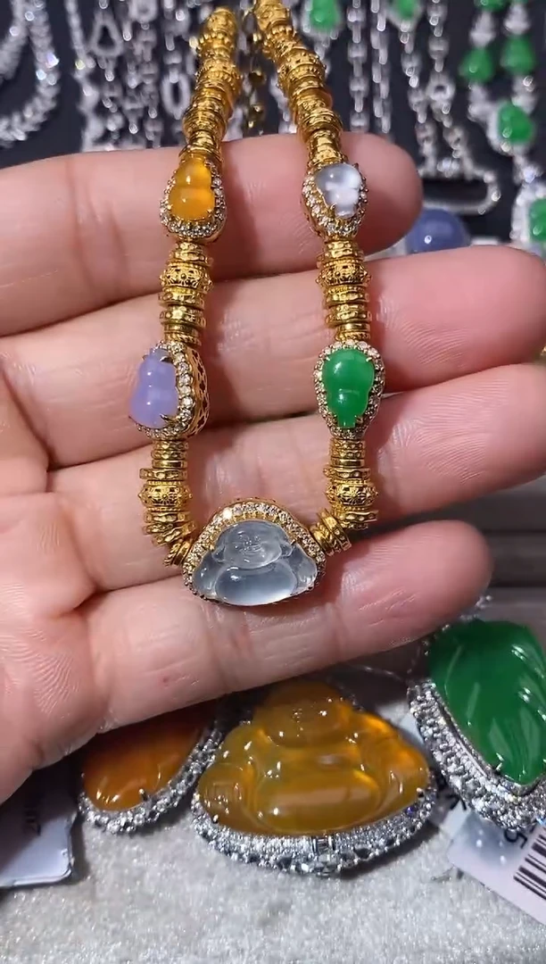 18K金镶嵌手链翡翠手链