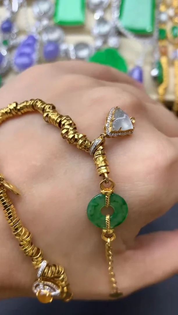 18K金镶嵌手链翡翠750-中国好珍宝