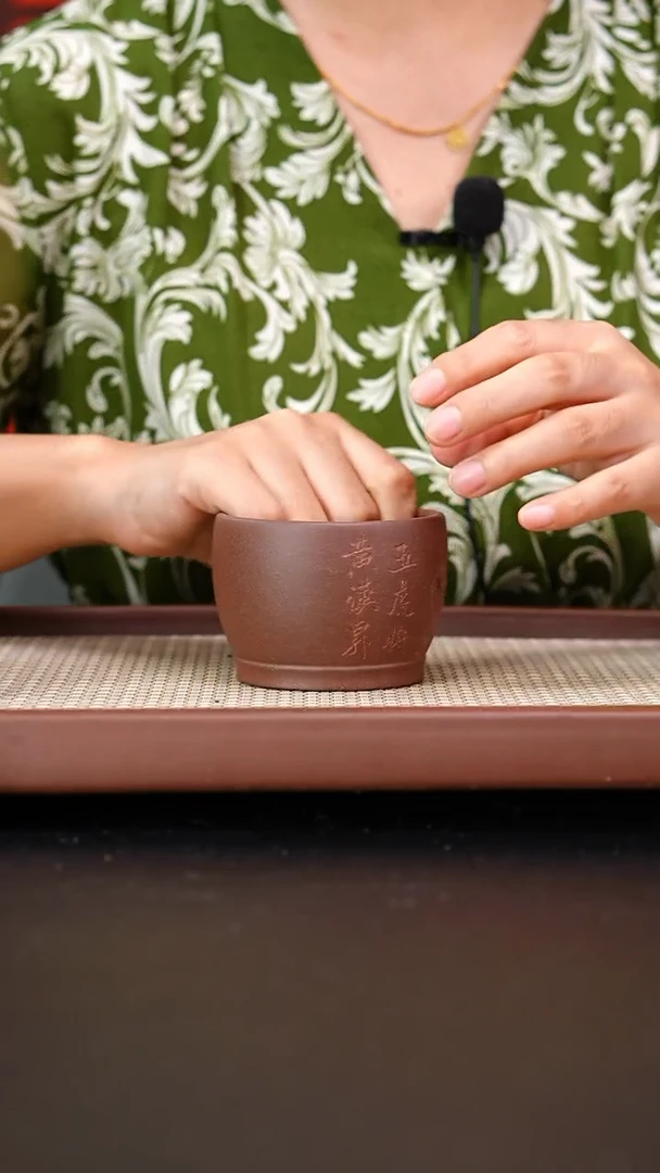 茶壶紫砂底槽青主人杯刻黄忠