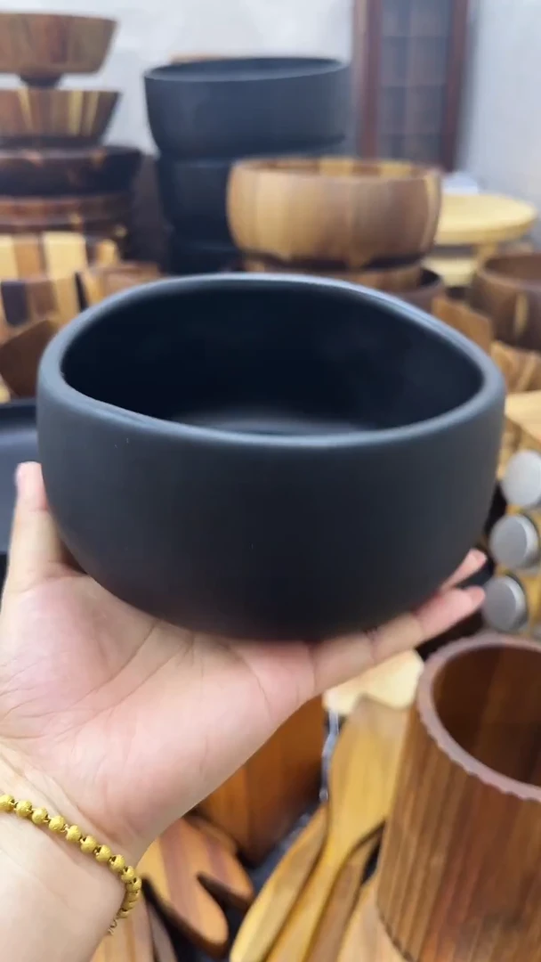 橡胶木实木黑色小碗微瑕