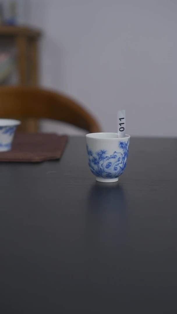 杯子瓷青花竹石闻香杯40ml