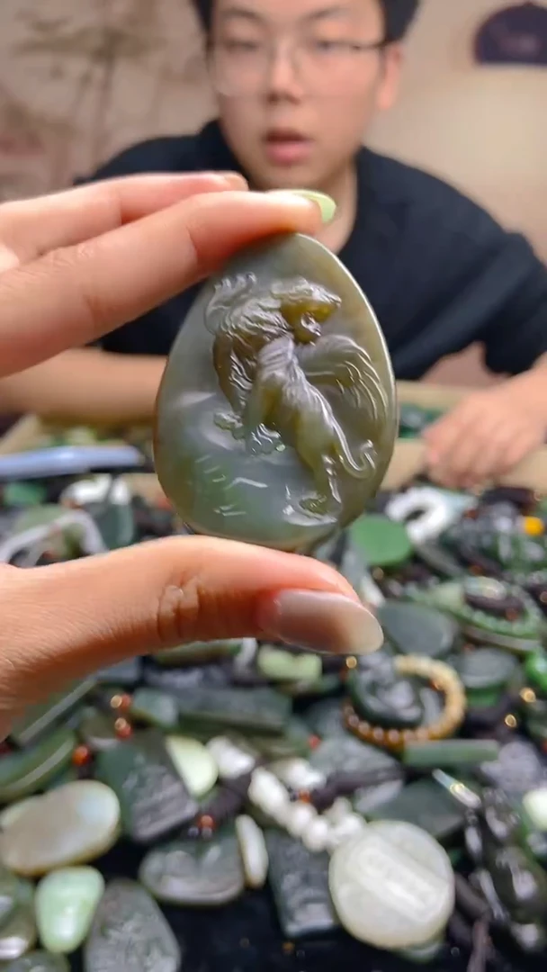 颈饰未镶嵌和田玉11