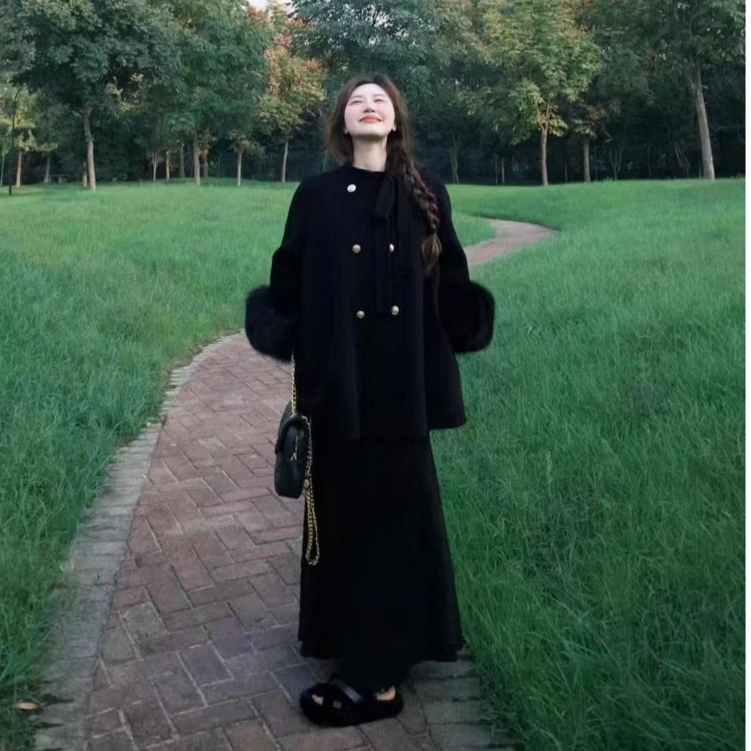 富家千金感穿搭秋冬夹棉大衣韩系高级感袖口毛毛外套半身裙女