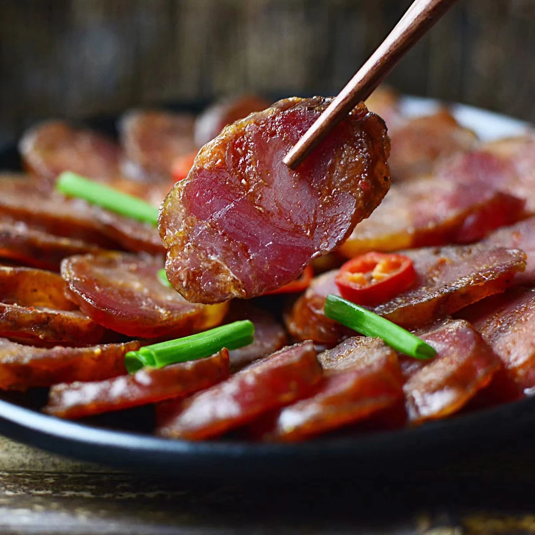 贵州农家柴火烟熏腊肠