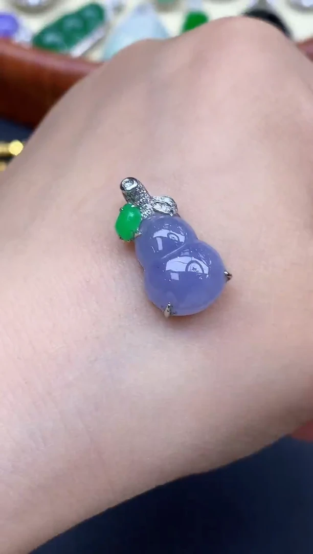 颈饰18K金镶嵌翡翠509-中国好珍宝