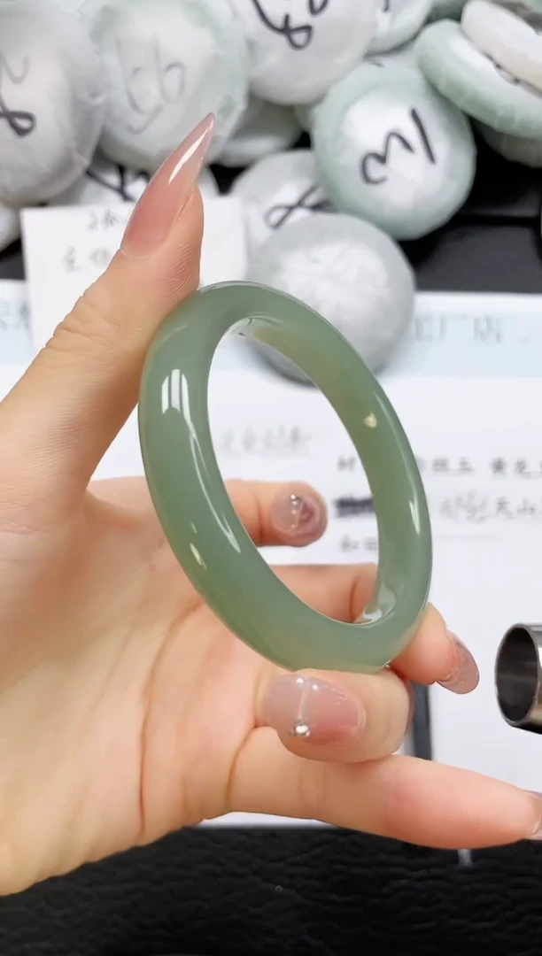 石英质玉手镯未镶嵌306-56